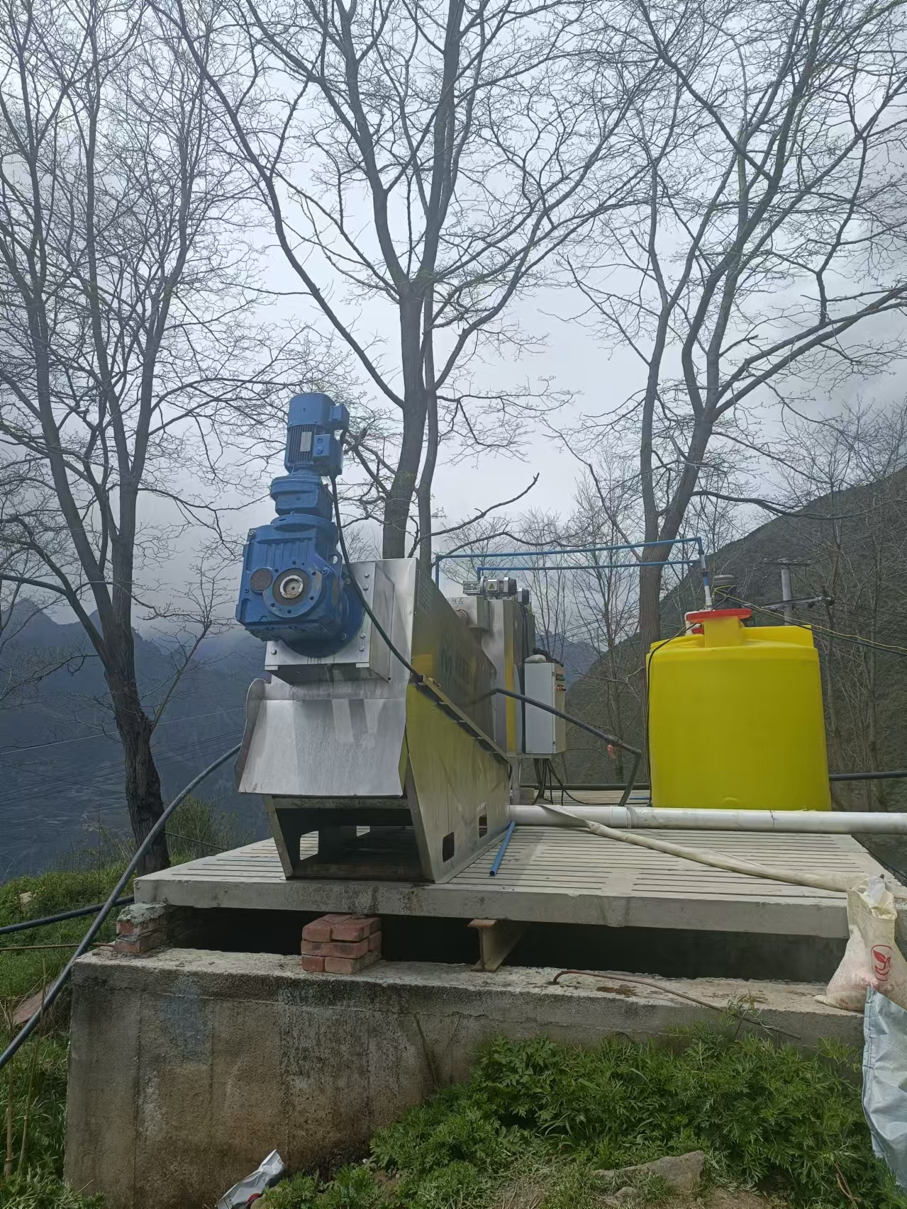 聊城叠螺机